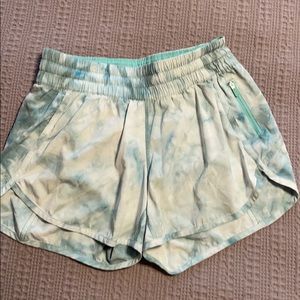 Lululemon Tracker Shorts 4” Inseam